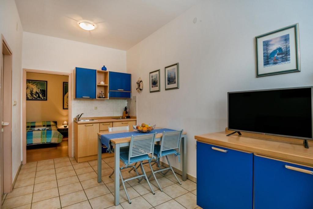Apartment In Bol With Seaview, Terrace, Air Condition, Wifi Eksteriør billede